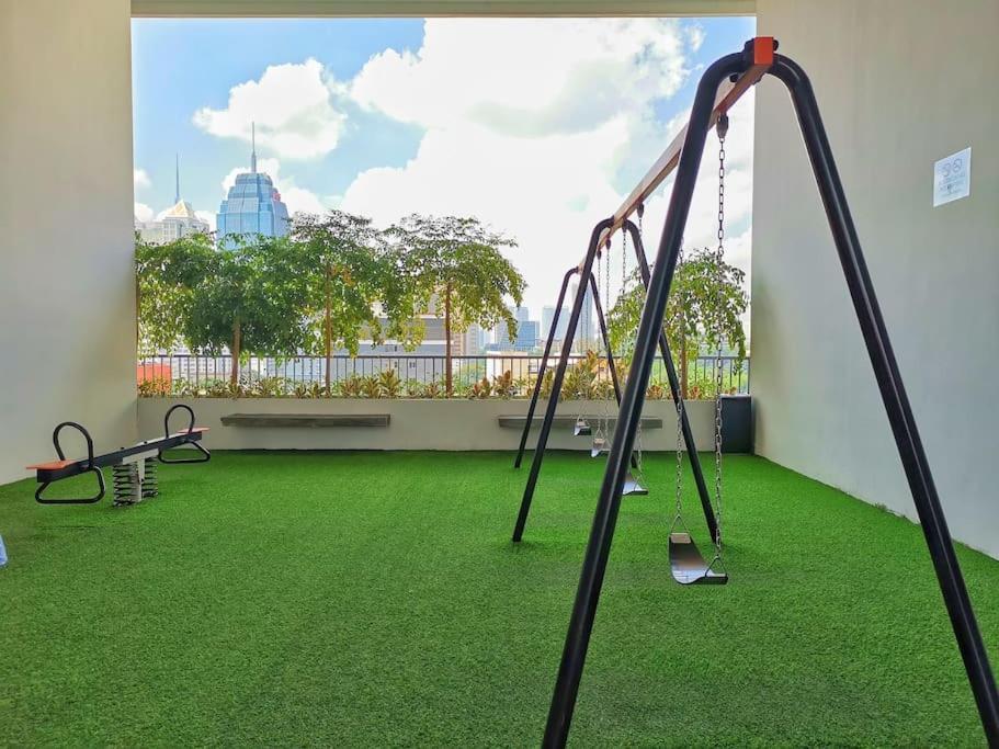Apartment Chambers A Flat, Klcc & Kl Tower View,