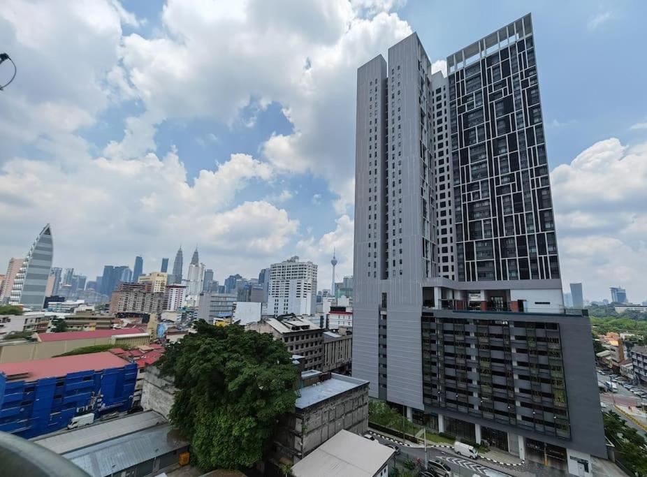 Apartment Chambers A Flat, Klcc & Kl Tower View, *