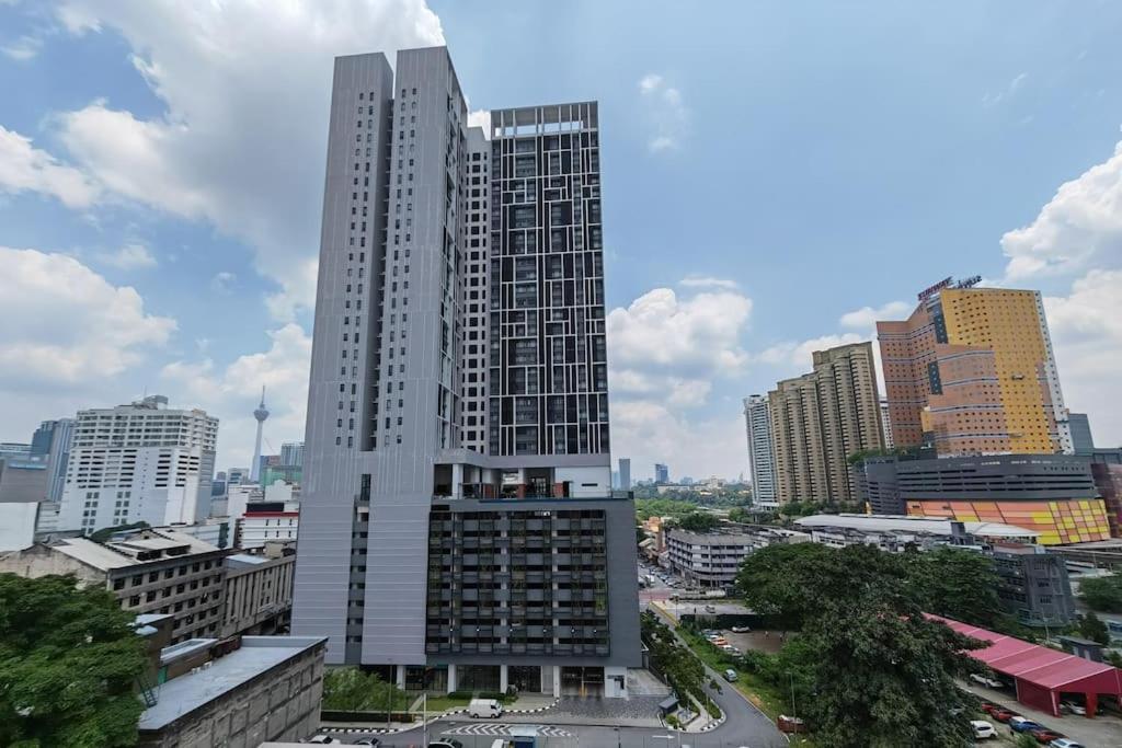 Apartment Chambers A Flat, Klcc & Kl Tower View, Kuala Lumpur